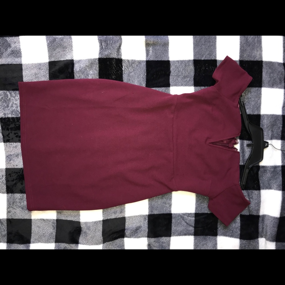 XS red wine off shoulder lulus dress